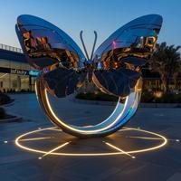 Sculpture de papillon lumineuse en acier inoxydable poli, personnalisée par le fabricant, pour décoration extérieure et intérieure de cour.