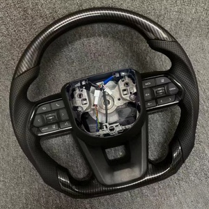 Volante de Fibra de Carbono para <span class=keywords><strong>Toyota</strong></span> LC200 LC300 Hilux Fortuner Camry Land Cruiser GR Corolla <span class=keywords><strong>Hiace</strong></span> 86 Sport - Product Image 3