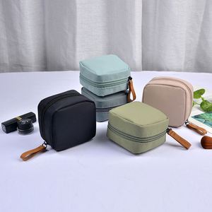 Bolsa de Maquillaje Portátil Impermeable, Bolsa Minimalista para Lápiz Labial para Mujer, Mini Bolsa de Almacenamiento de Viaje - Product Image 4