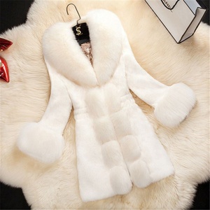 <span class=keywords><strong>Manteau</strong></span> en fausse fourrure pour femmes d'âge moyen et âgées, <span class=keywords><strong>grande</strong></span> <span class=keywords><strong>taille</strong></span>, épais, imitation fourrure de lapin, col en fausse fourrure de renard, pour maman - Product Image 3