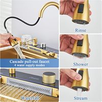 Robinet de cuisine numérique Maite Premium en acier inoxydable doré avec distributeur de savon sans contact, accessoires multifonctionnels et douchette extractible