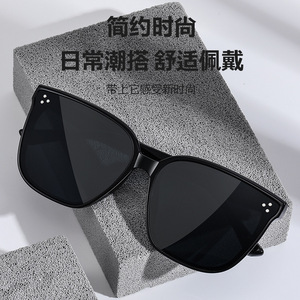 Lunettes de soleil œil de chat noires UV400, verres polarisés en résine, mode féminine, protection solaire, pour sorties, conduite et cyclisme - Product Image 3