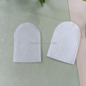 Nieuw Materiaal Wegwerpbare Vingerbedjes Voor Het Reinigen Van Tanden Van Huisdieren, Niet-Geweven Stoffen Voor Het Oraal Poetsen Van Huisdierbenodigdheden, Vingerbedjes - Product Image 4