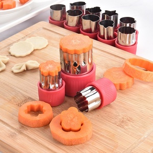 Juego de cortador de frutas y verduras para sándwich de galletas de acero inoxidable de 12 piezas, operación Manual, molde para pastel de Fondant, accesorios de cocina - Product Image 5