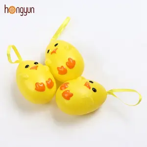 Polluelos de plástico de Pascua amarillos para fiesta