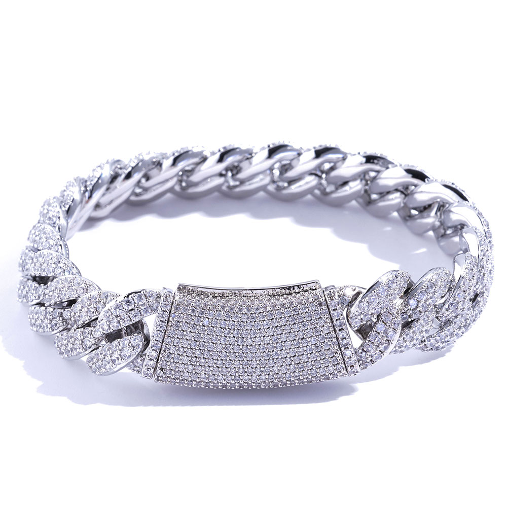 Chapado en plata + Zircon blanco