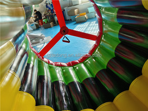 Palla da passeggio gonfiabile divertente durevole/ruota da passeggio per Team Building su <span class=keywords><strong>terra</strong></span>/erba/giochi d'acqua galleggianti - Product Image 6