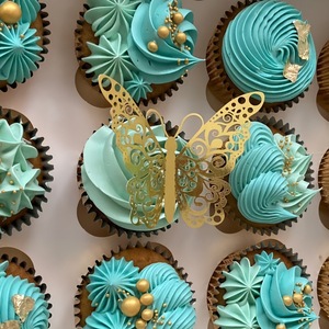 ของตกแต่งเค้กอะคริลิคสีทองรูปผีเสื้อ น้ำผึ้งและรสหวาน แบบสองด้าน สำหรับตกแต่งเค้กวันเกิด - Product Image 3