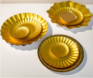 Assiettes en papier rectangle rondes personnalisées en argent <span class=keywords><strong>doré</strong></span> <span class=keywords><strong>Plat</strong></span> en <span class=keywords><strong>carton</strong></span> laminé PET Fabricant de plats alimentaires - Product Image 1