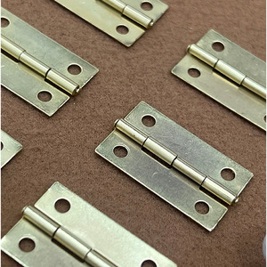 Charnière en fer doré de 1,2 pouce Limei Hardware 17x28mm, charnière de meuble durable à montage en surface - Product Image 5