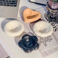 Petite assiette en céramique blanche, design créatif et mignon, style simple et de haute qualité pour la maison, idéale pour les sauces (soja, sauce à tremper) lors de fêtes.