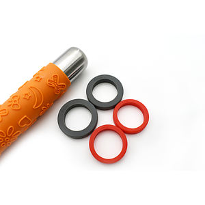 Accessoires de pâtisserie : Rouleau à pâtisserie en silicone gaufré avec 4 anneaux en silicone pour pâtisserie/raviolis, avec <span class=keywords><strong>cercle</strong></span> réglable - Product Image 3