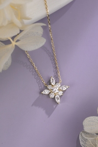 Collier de luxe en or jaune massif 18 carats avec diamant rond brillant de 0,53 ct cultivé en laboratoire |   Pendentif en diamant de laboratoire CVD taille brillant rond - Product Image 3