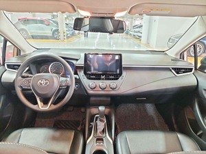 <span class=keywords><strong>Toyota</strong></span> Corolla Berline Luxe 2021 d'<span class=keywords><strong>occasion</strong></span>, 4 portes, 5 places, CVT, essence, intérieur foncé, traction avant, conduite à gauche, modèle <span class=keywords><strong>Auris</strong></span>, voitures familiales - Product Image 6