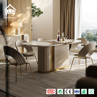 Table à manger ronde haut de gamme avec chaises, plateau en marbre et plateau tournant en verre fumé – Solution de mobilier de luxe sur mesure tout-en-un pour restaurants
