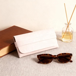 Brillenetui für Altersweitsichtigkeit OEM Handgefertigt Unisex Modisch Luxuriös Personalisiert für Täglichen Reisegebrauch - Product Image 1