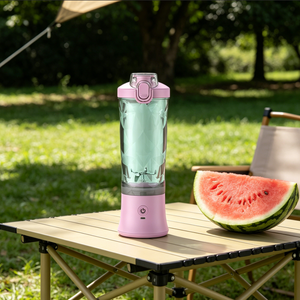Licuadora Eléctrica Portátil de 600 ml, Fácil de Limpiar, para Jugos de Frutas y Purés de Bebé, Ideal para Exteriores - Product Image 4