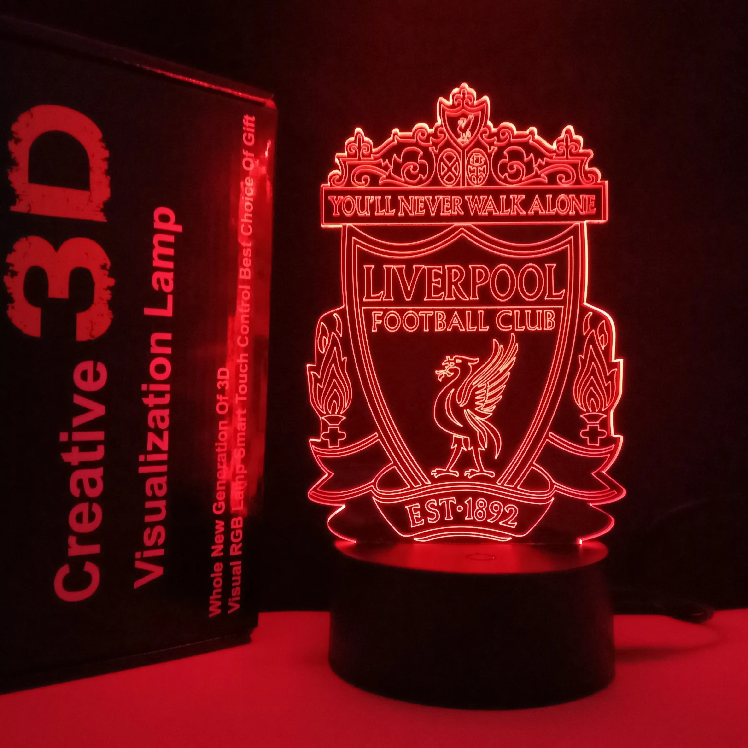 Lampes led acryliques de football de club de Liverpool, veilleuse en forme de dauphin 3d, lumière de football led illusion 3d de haute qualité