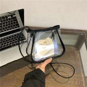 <span class=keywords><strong>Sac</strong></span> à bandoulière transparent en PVC brillant pour adolescentes, pochette mignonne, approuvé pour les stades, concerts, événements sportifs et festivals, avec fermeture éclair et une seule sangle - Product Image 2
