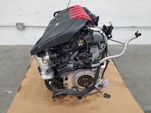 Berlaku untuk Audi RS3 V10 DAZA VR5 Engine Cylinder Head Crankshaft Flywheel Piston Middle Cylinder Assembly Made - Product Image 4