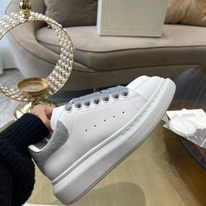 Chaussures de luxe de haute qualité pour hommes et femmes, nouvelles chaussures décontractées en cuir à semelles épaisses, chaussures de course et de marche, 2025 - Product Image 5