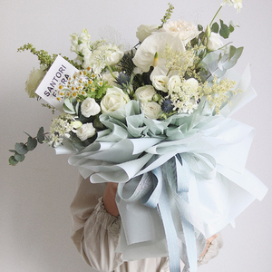 <span class=keywords><strong>Papel</strong></span> de Regalo de Plástico Sólido Impermeable con Diseño Nuevo <span class=keywords><strong>y</strong></span> Colorido de Flores Frescas de Verano - Product Image 3