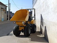 Dumper ruota da 2 tonnellate 4 ruote motrici Mini Dumper con caricatore in magazzino per l'agricoltura giardino uso di lavoro