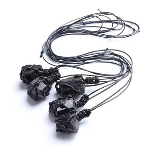 天然生水晶石中国吊坠电气石项链手工编织绳吊坠黑色电气石宝石 - Product Image 3