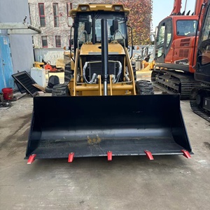 รถตักแบคโฮมือสอง Caterpillar รุ่น 420F สีเหลือง อุปกรณ์ก่อสร้างพร้อมแขนไฮดรอลิก ยางขนาดใหญ่ รับน้ำหนักได้ 9 ตัน - Product Image 3