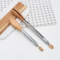 Pinces à salade de cuisine en noyer, ustensiles de service polyvalents en métal pour la cuisson et le barbecue, avec embout en bois de noyer