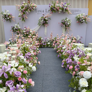 Decorazioni Floreali Artificiali Personalizzabili con Sfondo Rosso per Matrimoni, Ricevimenti, Benvenuto Ospiti, Percorsi e Fidanzamenti - Product Image 5