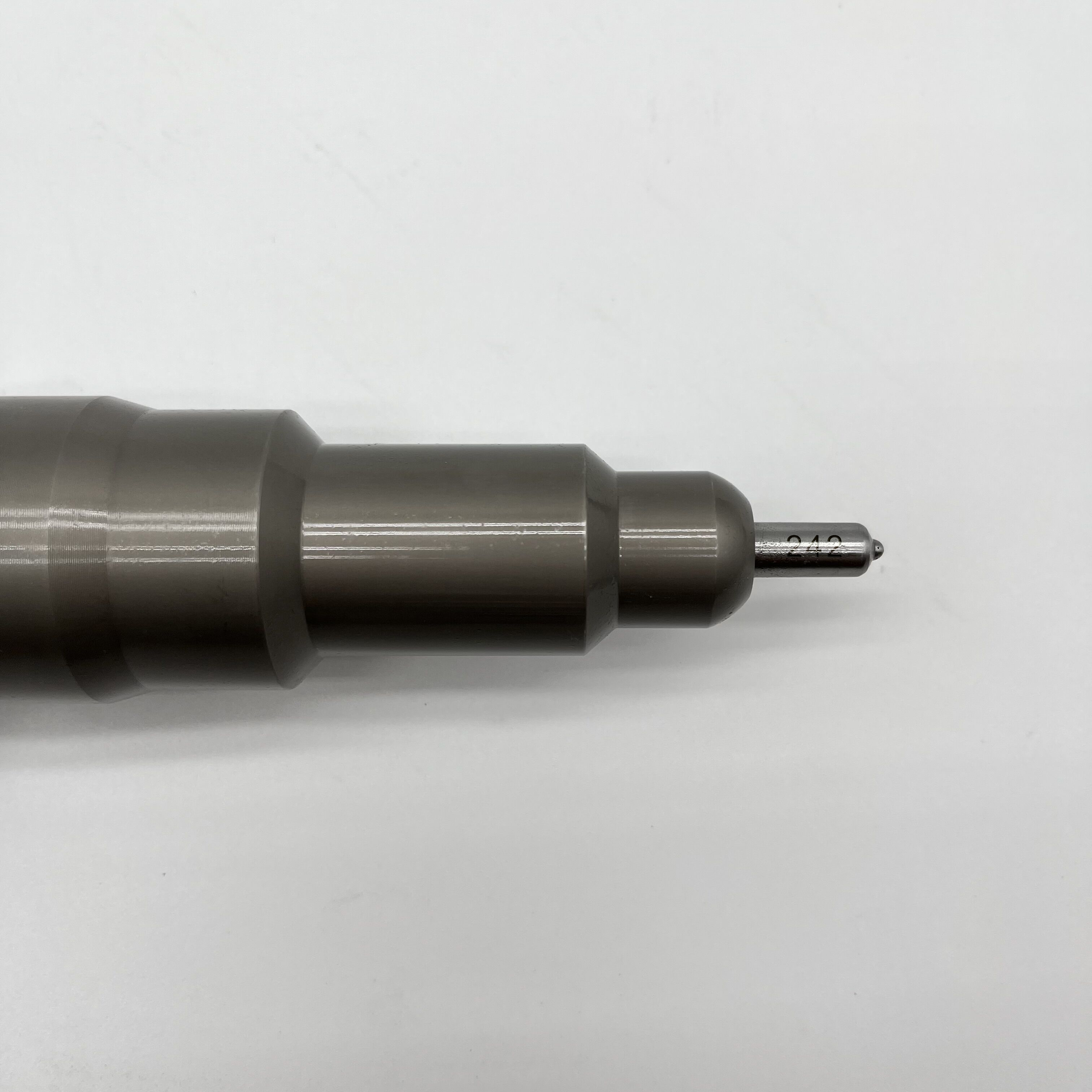 diesel injector nozzle RE549749  RE522250  for John Deere GENSET 6135HF485 common rail injector RE549749  RE522250 RE533501