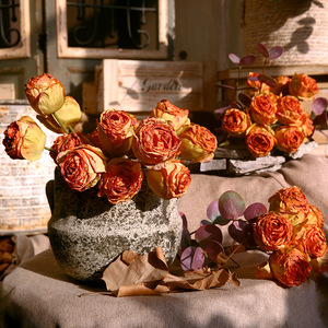 Roses artificielles Yihua Floral Art, fleurs en soie de 24 cm, rose champagne, rose orange, rose rouge vin, décorations pour salon - Product Image 1