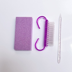 Kit de manucure portable 6 pièces : lime à ongles, bande de polissage, brosse à cuticules, outil d'élimination des peaux mortes, kit de soin des ongles Rose - Product Image 6