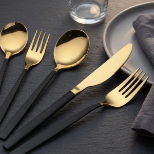 Juego de cubiertos moderno de 5 piezas en acero inoxidable negro mate con baño de oro, ecológico, para la cena, para la cocina, para bodas. - Product Image 5