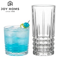 Oude stijl whiskyglazen, machinegeperste tumblers met patroon, fabrieksgemaakte whiskyglazen, gegraveerd, ronde, zware bodem voor bar en feestjes