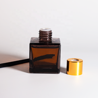 Bouteille de diffuseur de roseau en verre vide de luxe 60ml 100ml avec bouchon à vis Bouteille de diffuseur d'arôme de luxe de haute qualité