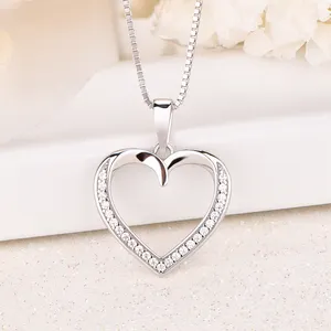 YILUN Classic 925 Sterling Silver Heart Pendant White Cubic Zircon Romantic Rhodium Plated Heart Pendants for Women