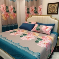 Großhandel 8-teiliges King-Size Bedrucktes Bettwäsche-Set, Inklusive Laken, Kissenbezüge und Vorhänge, Florales Bettwäsche-Set