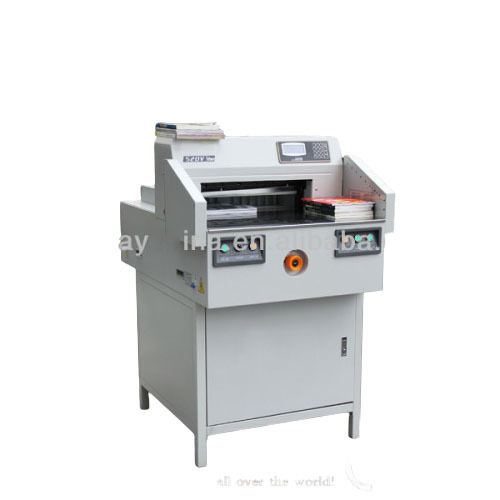 Contrôle Programmable électrique pressage numérique poussant reliure de papier machine de découpe