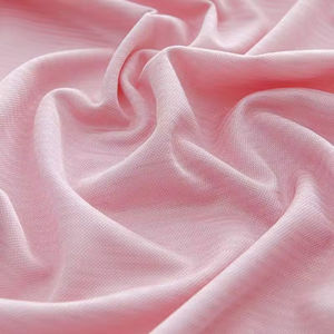 Tissu en maille sportive 150g 100% polyester tricoté, jacquard soyeux brillant, séchage rapide, respirant et léger pour club de badminton - Product Image 3