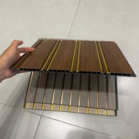 Panneaux muraux et de plafond en PVC épais, imperméables et ignifuges, à motif géométrique artistique moderne à 3 divisions égales pour la maison