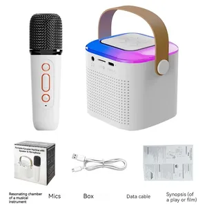 Mini Macchina per Karaoke con Microfono Wireless e Modulatore di Voce - Altoparlante BT Portatile con Luci LED, Sistema per Feste in Casa - Product Image 6