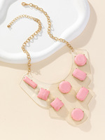 Collier bib statement surdimensionné en résine rose et acrylique transparent, bijoux fantaisie OEM/ODM, collier en résine transparente doré pour femme
