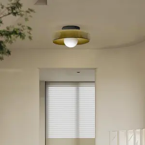 北欧のラウンドメンフィススタイルの天井フラッシュマウントランプ玄関寝室屋内モダンミニマリスト表面実装LEDシーリングライト