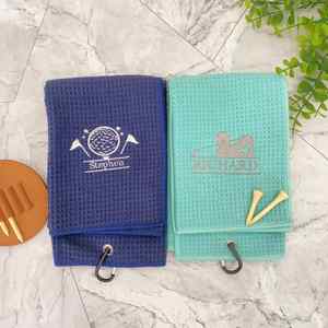 Serviette de golf personnalisée avec logo pour hommes, en microfibre gaufrée, accessoires pour sacs de golf, cadeaux de golf pour enfants - Product Image 1