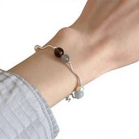 Bracelet extensible tendance avec perles, cristaux naturels et breloques coquillages pour femmes et jeunes filles – Bijoux d'été