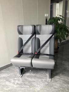 ชุดแต่งภายในรถตู้ YLD Alphard รุ่น Prize 9 ที่นั่ง พร้อมฉากกั้นเบาะหลังหุ้มหนัง ปี 2015-2021 - Product Image 6