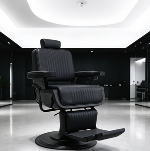 Nuova Poltrona da Barbiere Completamente Nera, Idraulica e Reclinabile, Arredamento per Salone, per Taglio Capelli e Rasatura - Product Image 1