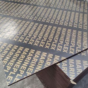 Kayu Lapis Poplar Tahan Air Kelas Satu Tradisional E2 Formaldehida Lapisan Melamin Transparan untuk Konstruksi Bekisting Penggunaan Luar Ruangan 1 - Product Image 3